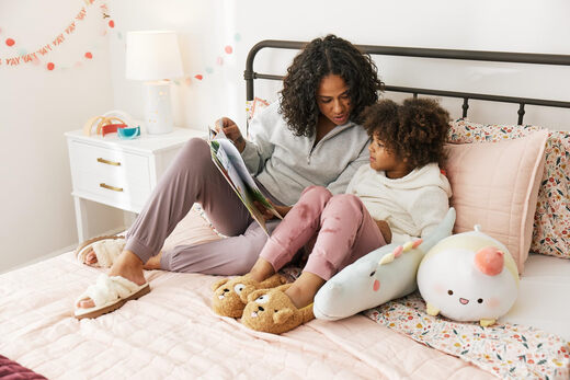 Dearfoams Unisex Kids Easter Basket Gift Kids Washable Animal Slippers Brown Dog 4-5 Big Kid