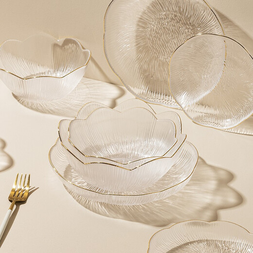 Modern housewife off-shelf glass fruit plate, living room home dessert plate, high-looking European-style transparent dessert bowl, salad plate, 7.6-inch golden flower plate