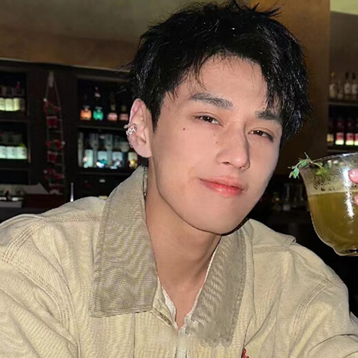 MOLC tassel pierced earrings, light luxury niche earrings, unique creative designer ear bone clips, cool and handsome men's summer earrings E3572 chain tassel earrings