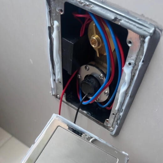 Hengjie Squat Induktion Flusher HMV12004AC/DC -Induktionsfenster Magnetventil -Stromkasten -Panel -Montage