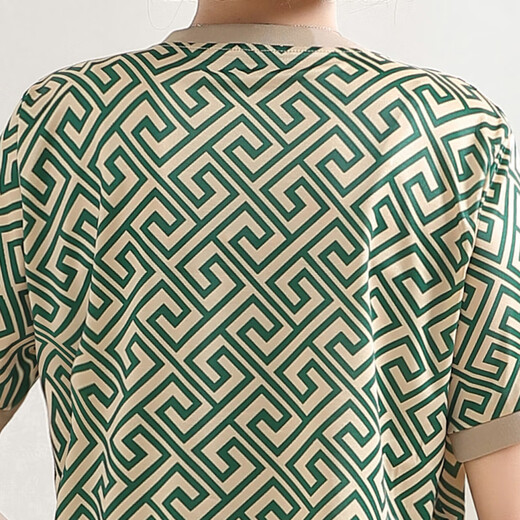 Fuxi mittlere Mutter Mode Top Zwei-teiliger Sommer Neue Kurzärmer T-Shirt Sportswear Mode Mutter Sommeranzug 1391-Gly860 Green XL Empfohlen 105jin [Jin ist 0,5 kg]