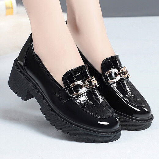 Jiming 2025 Nouveau printemps décontracté à talons épaisses à talons britanniques Chaussures en cuir brevet Locs en cuir féminin Chaussures célibataires à selle douce