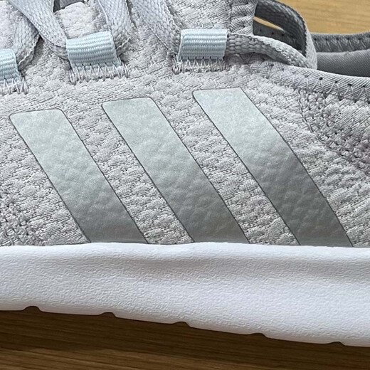 Adidas Chaussures féminines Summer Nouveaux baskets respirantes d'un pied Chaussures de course confortables Chaussures décontractées légères hp6228 36,5