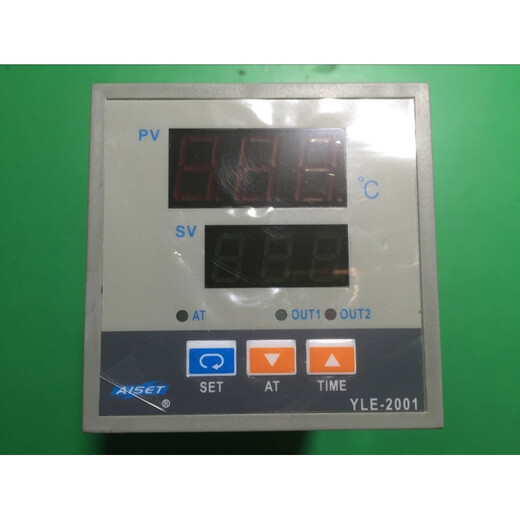 YLE2601G02仪表温控器YLE2000烤箱温控仪YLE2601WG2 侧面型号YLE-2601G0-2 K 300度