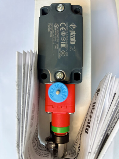 Original imported pizzato pull rope switch FD978 in stock
