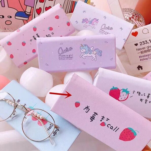 
Tingbai folding triangle glasses box for male and female students Korean fresh and cute creative and personalized portable sunglasses box Folded style-flamingo on white background glasses cloth