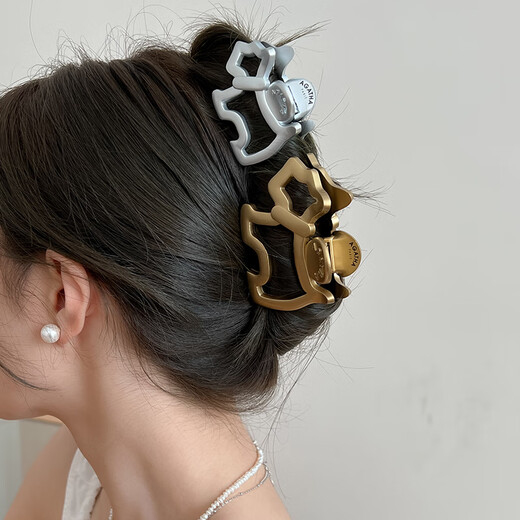 AGATHA/Ai Jiasha puppy hair clip headdress high-end hairpin female [birthday gift] give girlfriend shark grabbing golden hair clip