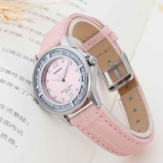 
Casio (CASIO) watch for men and women, classic square couple multifunctional sports waterproof Japanese and Korean watch birthday gift LTP-1391L-4A pink leather strap