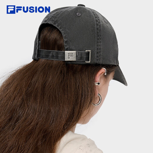 FILA FUSION Fashion Couple Baseball Cap 2025 Winter Men and Women Fashion Retro Baseball Cap