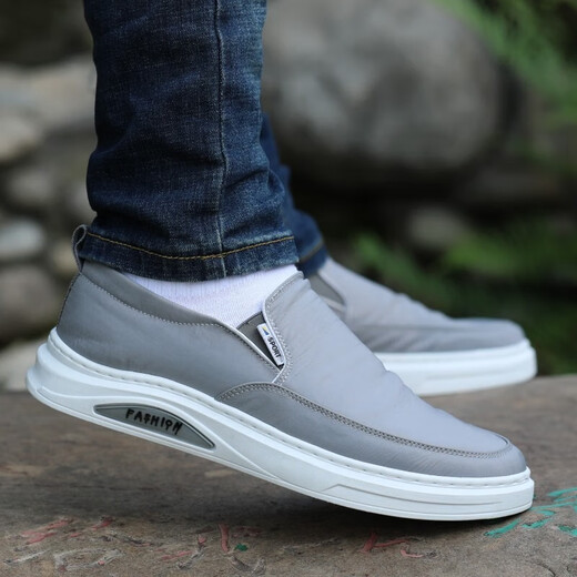 Vieil Pékin Chaussures en tissu chaussures décontractées conduisant l'automne et l'hiver semelle douce Classic Board chaussures de pédale de pied chaussures pour hommes Chaussures pour hommes conduisant une couverture de pied noir 39 (245 mm)