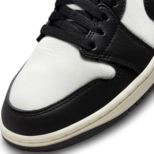 耐克（NIKE）Jordan官方乔丹AJ1板鞋女子运动鞋低帮缓震轻便FB9893 101帆白/黑/帆白 35.5