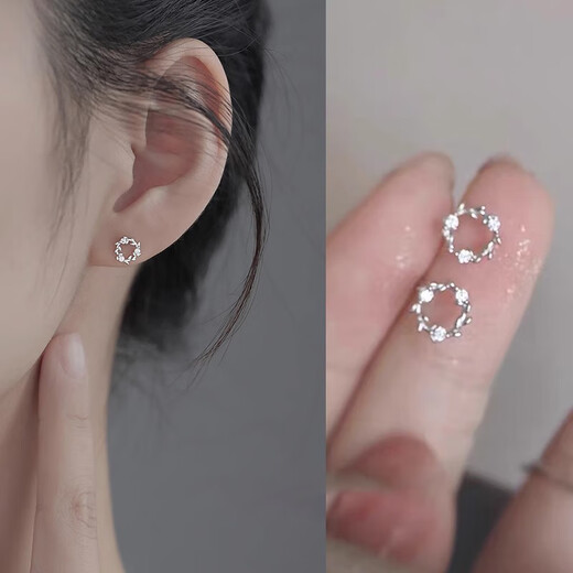 LnieerS925 Silver Garland Earrings Cold Wind Ear Hole Earrings Women's 2025 New Small Flower Autumn and Winter Temperament Earrings Garland Earrings S925 Silver