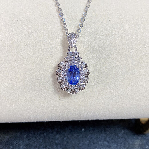 Shilian sterling silver inlaid with natural tanzanite pendant, blue sapphire crystal, fashionable and simple Japanese and Korean style clavicle chain gift