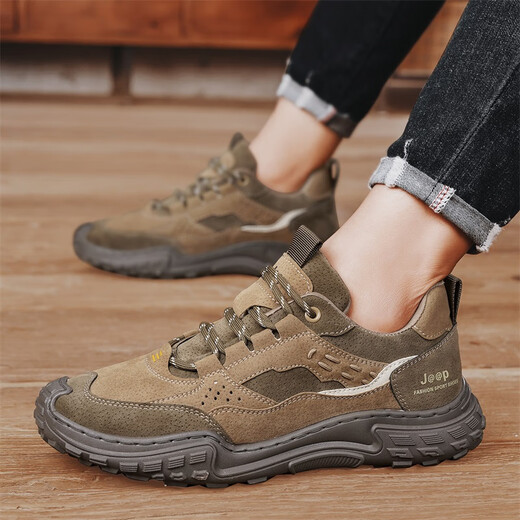 Chaussures de protection du travail de Changxiang Huili Huili 2023 Nouveau chronométrage de construction automne travaillant et travaillent des chaussures pour hommes antidérapantes et résistantes à l'usure sportives douces sports et chaussures à la mode décontractées Green 42 Code sportif standard