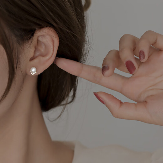 Miman (MIMORE) S925 silver imitation pearl earrings for women, fashionable, high-end, temperamental earrings for pierced ears, no need to remove them when sleeping, and prevent clogging