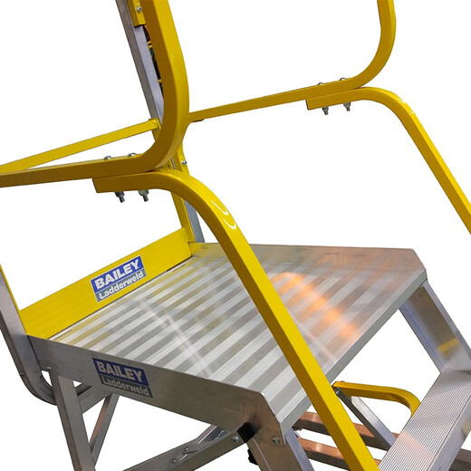 
Stable and resistant BAILEY ladder five-step aluminum alloy herringbone ladder 2.3 meters Hercules platform ladder supermarket freight elevator FS13593