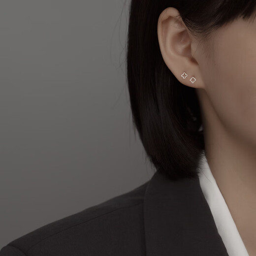 Hazel Orange S925 Silver Shape Earrings Women's Simple Geometric Earrings Mini Fashionable Ear Piercing Exquisite Couple Earrings S925 Silver Geometric Four-leaf Clover Earrings E79-1 Gold