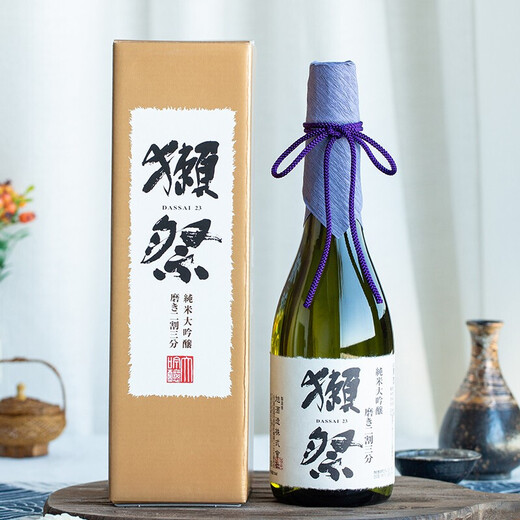 Dassai 23 2/3 Junmai Daiginjo Japanese imported sake 720ml gift box