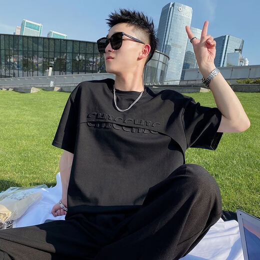 
Fini Dongjue Internet celebrity fake two-layer letter short-sleeved T-shirt male social spirit young man half-sleeved trendy handsome T-shirt summer top black [B1595-Holo] short T L recommended 95-115Jin [Jin equals 0.5 kg]