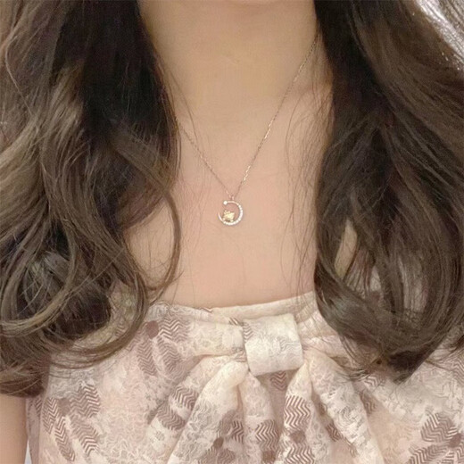 Mansheng kitty cat necklace female student Hello Kitty clavicle chain best friend pendant Valentine's Day birthday gift for girlfriend necklace bow gift box