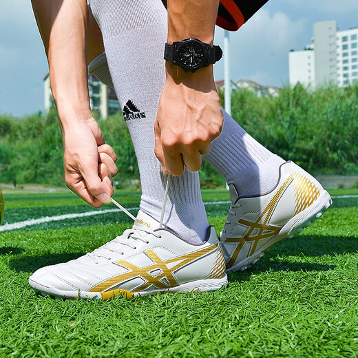 Senses zapatos de fútbol uñas rotas tf hombres y mujeres zapatos para niños adultos para jóvenes para el entrenamiento anti-deslizamiento de la hierba artificial examen de entrada de la escuela secundaria zapatos de goma de cuero 2022 uñas rotas de platino 40 [calcetines + placa protectora + bolsa de zapatos]
