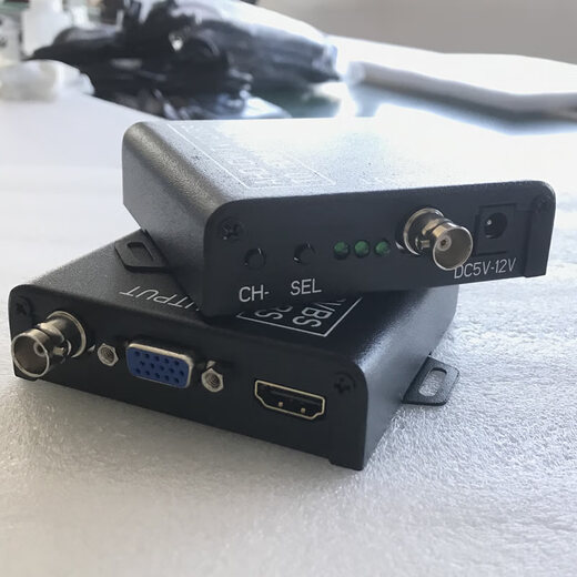 AHD转VGA/HDMI/BNC换器8MP TVI高清CVI同轴信号视频盒1080P通用 浅灰色CVBS转VGA