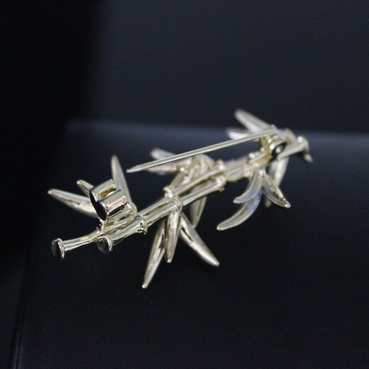 Xifei Men's Brooch Gentleman's Bamboo Corsage Pin Two-color Suit Overcoat Clothing Accessories Business Casual Accessories