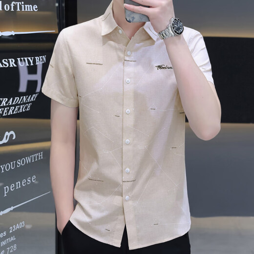 
YIBAOLANG new short-sleeved shirt men's trend Korean slim casual shirt without scalding and anti-wrinkle summer half-sleeved summer thin style 854 khaki L (105-120Jin [Jin equals 0.5 kg])