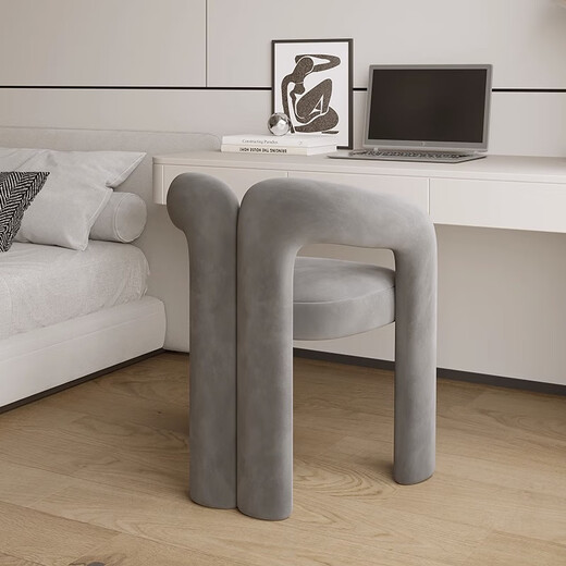 Yiyan internet celebrity makeup chair backrest designer bedroom cream style dressing table stool simple girl light luxury high-end home off-white single chair