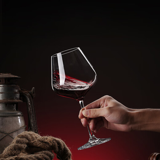 Lion Orixing 12-piece home dinner red wine glass set crystal goblet decanter wine glass Burgundy wj family volume selling pack 430 crystal 12-piece set