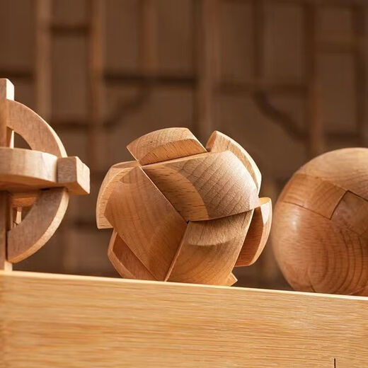 Liuxia Luban Lock 10-15 Jahre altes Set von Kongming-Lock-Buchen-Leichen- und Zapfenentwicklung intellektuelles Spielzeug pädagogischer Kinder und Studenten [High-End-Geschenk] Holzbox a
