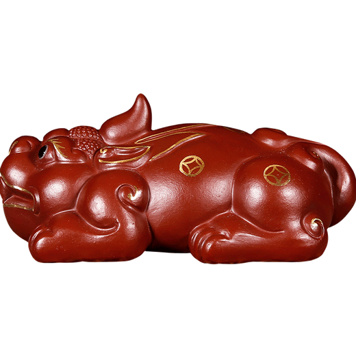 Yuyi Pavilion is a great gift. Yixing purple sand tea pet ornaments can be used to raise handmade tea and play with to attract wealth. The little brave is powerful in all directions. The gold-painted Dahongpao