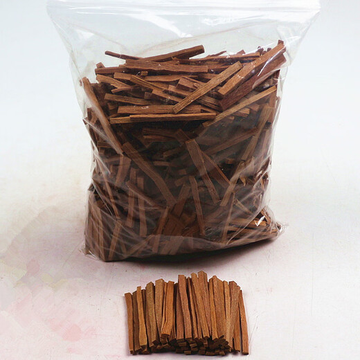 [Léger et luxueux haut de gamme] Encens de brûler de l'encens et d'adoration du Bouddha. Les bandes de bois de santal brûlent de l'encens et adorent le Bouddha. Un ensemble d'aromathérapie de bois de bois de santal australien 500 grammes. Bandes de bois de santal (1 pack) un pack / 1 jin [Jin est égal à 0,5 kg] (environ 690 pièces)