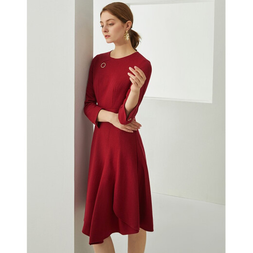 EITIE autumn new shopping mall same style solid color round neck asymmetric high-end fashion three-quarter sleeve dress 6407111 red vine 6136/S/155-80A