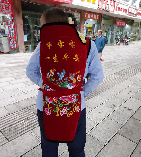 贝宜美老式传统婴儿宝宝背带袋贵州背扇云南小孩前抱后背娃被巾春夏秋冬 卡通小猪纯棉款（头部稍硬）