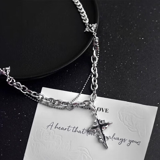Bai Qixin necklace men's trendy cross pendant clavicle chain men's fashion niche high-end accessories sweater chain pattern cross necklace