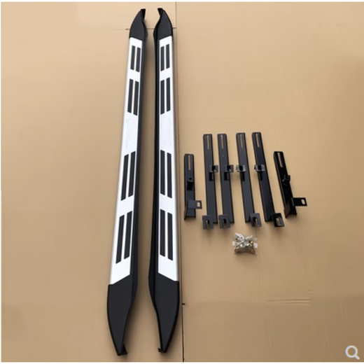 Dongfeng Fengguang 330 360 370 580 S560 side pedals car welcome pedals aluminum alloy pedals please contact for single side pairing x without lights