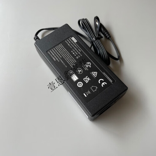 Continental 12V 3.33a Adapter ADS-50HF-12-1 12040E Круглый порт