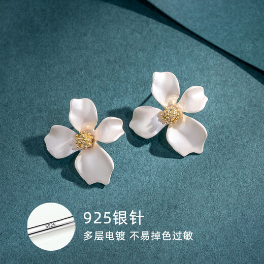 Qlady flower red earrings female temperament high-end niche unique earrings for women 2025 new light luxury silver needle earrings for women