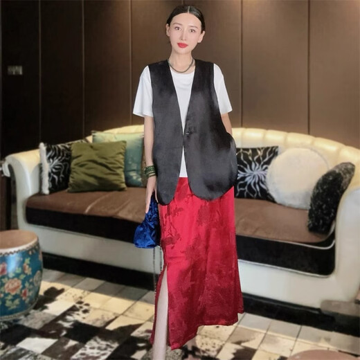 Flower Shadow Yaoyao Silk Mixed and Dyeing Fragrant Cloud Shape New Chinese Horse Clip Women's V-neck One-Box Mixed and Matched Minimalist Vest Thin U5010 Black S