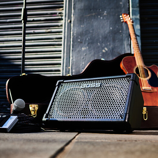 BOSS CUBE-Street II Portable Outdoor Guitar Singing Speaker Electric Wind Instrument Speaker CUBE ST2 Red + Bluetooth Adapter