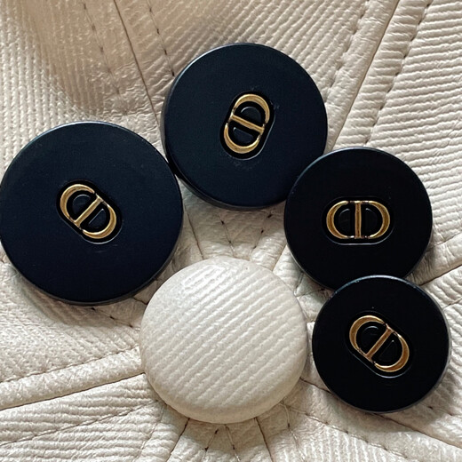 High-end texture CD solid antique gold matte black letters versatile jacket hand-sewn buttons cuff links metal buttons antique gold matte black 20mm 3 pcs
