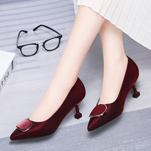 Guchi Tianren Chaussures célibataires Chaussures de chaussures d'été pour femmes