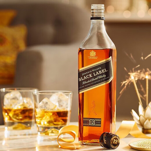 尊尼获加（JOHNNIE WALKER）苏格兰调和威士忌洋酒黑方黑牌12年高地斯佩塞艾雷岛 原瓶进口 尊尼获加黑牌1000ml