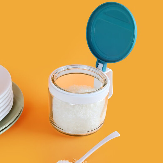 Camellia seasoning box round glass seasoning bottle household kitchen seasoning jar salt shaker seasoning jar seasoning box seasoning with spoon 1 blue + 1 green