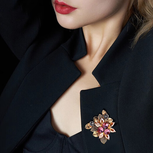 Farcoko brooch, high-end women's luxury jewelry, retro crystal brooch, flower accessories, 520 gift for girlfriend and wife, elegant pink