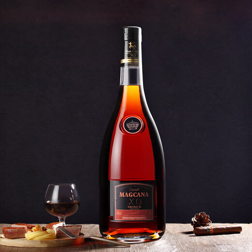 Magkana 3L large bottle of brandy wine imported from France xo about 6 Jin [Jin equals 0.5 kg] Packing gift cabinet ration wine classic bar 40 degrees 3L 1 bottle Large capacity
