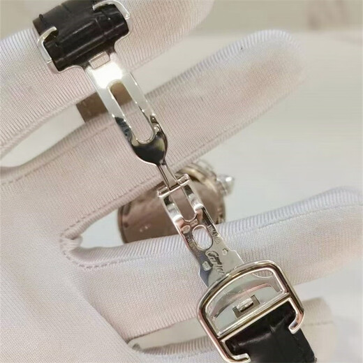 [Second-main 95 Nouveau] Cartier Pacha Series WJ11951G, WJ11932G Watch and Clock Women's Watch Quartz Watch 32mm 18K Or blanc WJ11932G