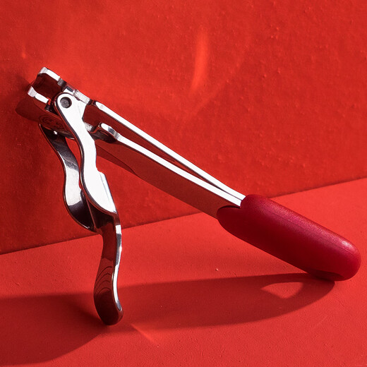 VICTORINOX nail clippers stainless steel portable nail clippers red 8.2050.B1