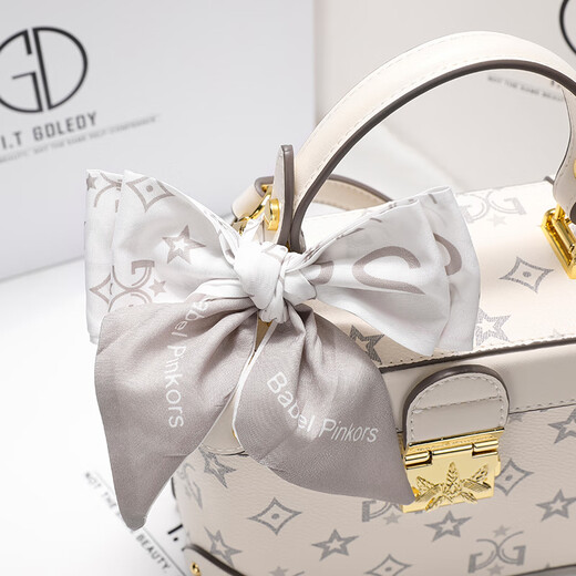 Ur alo bag women's bag 2026 new shoulder bag women's light luxury niche women's small bag crossbody bag birthday gift white (gift box)